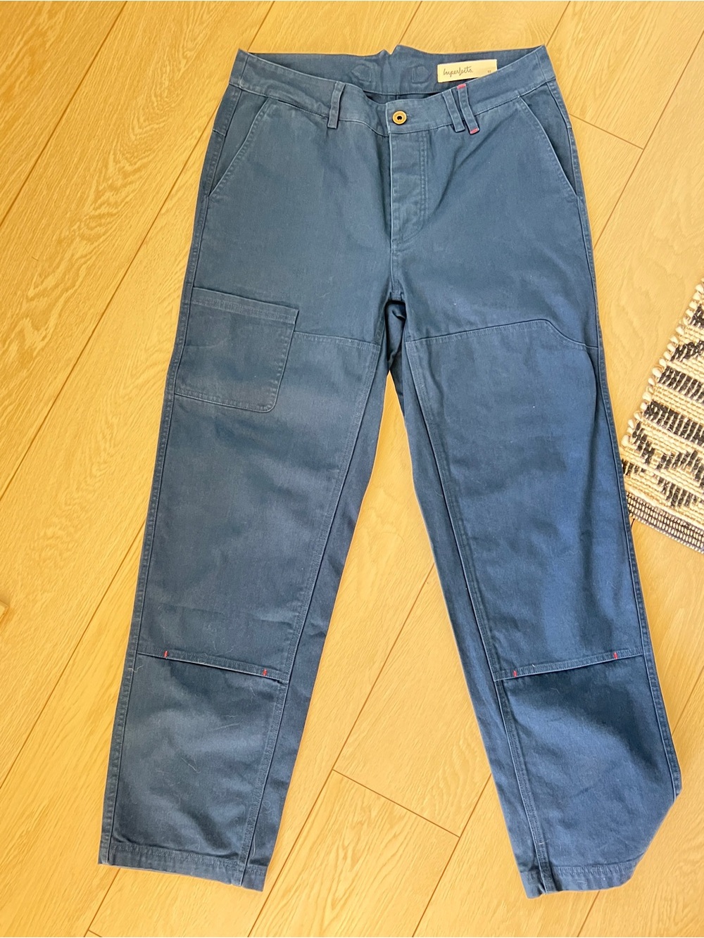 Men's Casual Cargo Pants in Navy with Utility Pockets